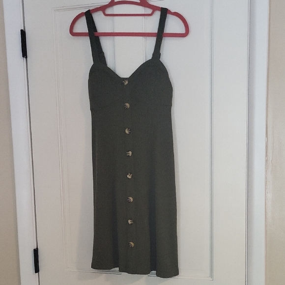 Elegant Olive Green Button-Down Dress - Picture 1 of 2